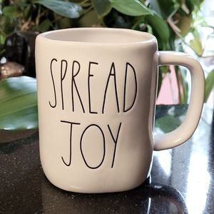 ☕️Rae Dunn Spread Joy Mug